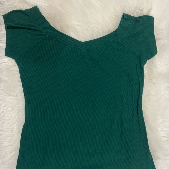 Bebe Green Ribbed Women's Top - Picture 2 of 2